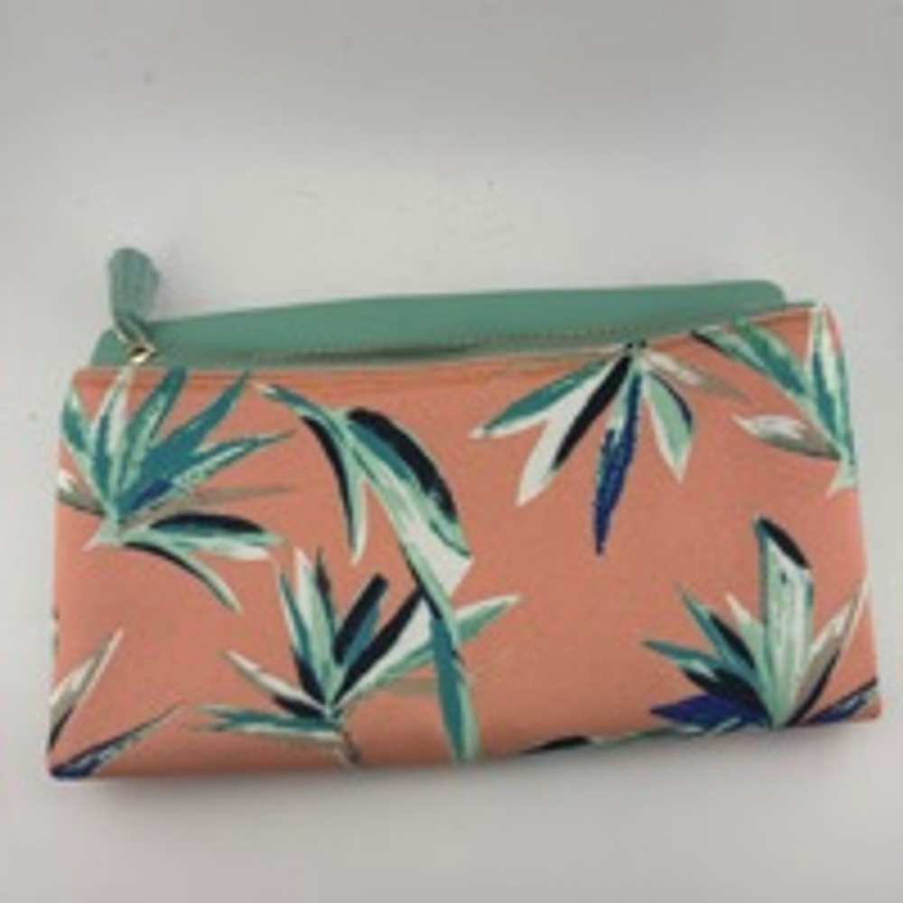 Rachel Pally Women's Clutch Peach floral Mint One Size